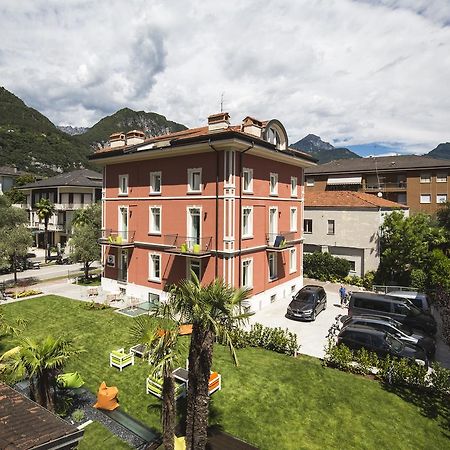 Holiday IV Gardan Riva del Garda Exterior foto