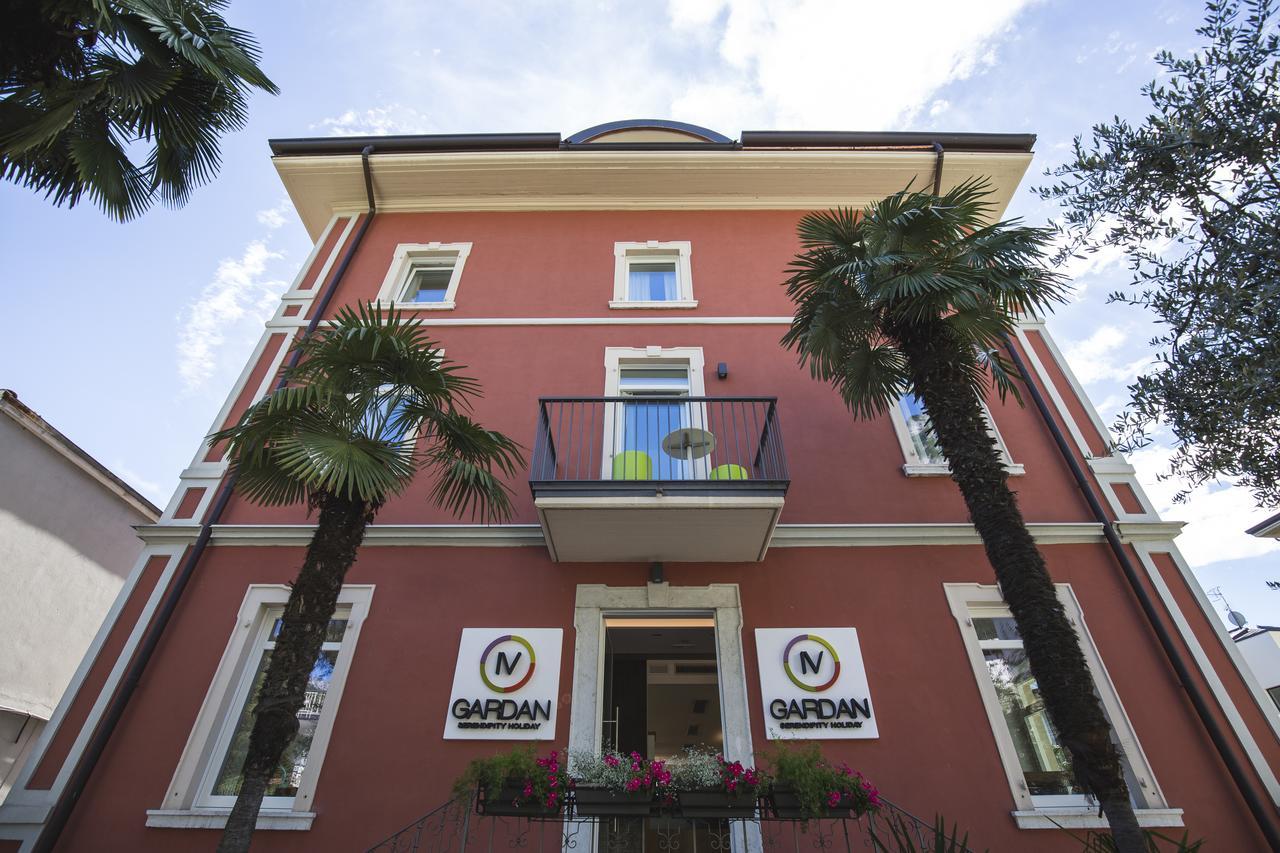 Holiday IV Gardan Riva del Garda Exterior foto